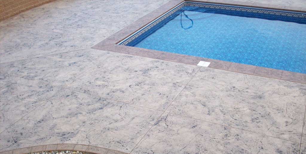 beton imprime piscine